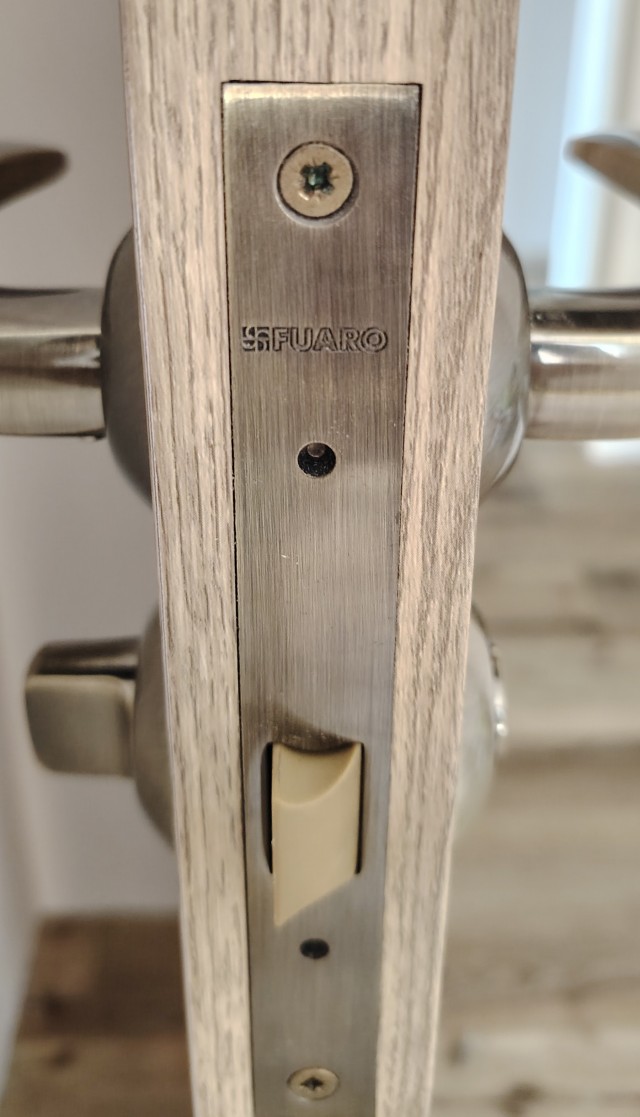 Установка дверей своими руками