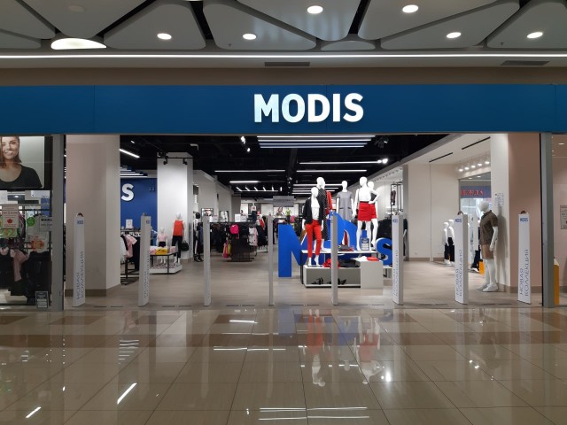 Modis закроется в России