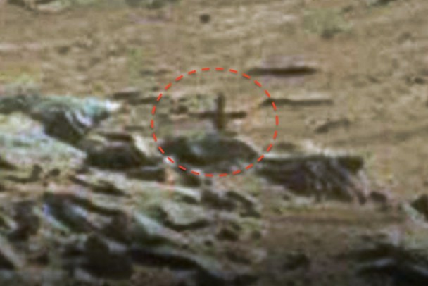 На Марсе кто-то наставил крестов