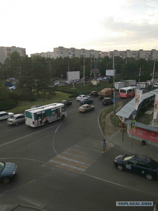 В Краснодаре водитель «Тойоты» расстрелял полицейских, преследовавших его после ДТП