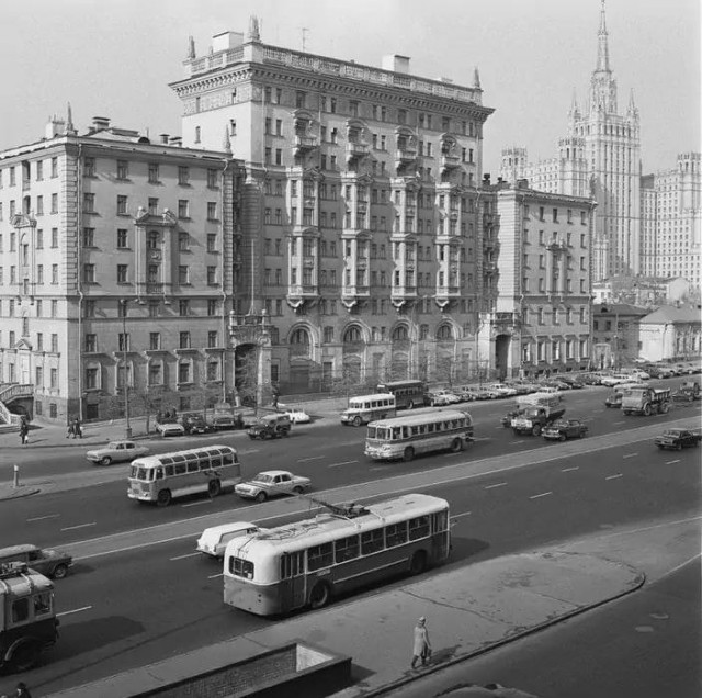 Москва и москвичи. Двадцатый век. 27.09.24