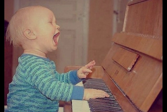 Год! Ровно год не пою!