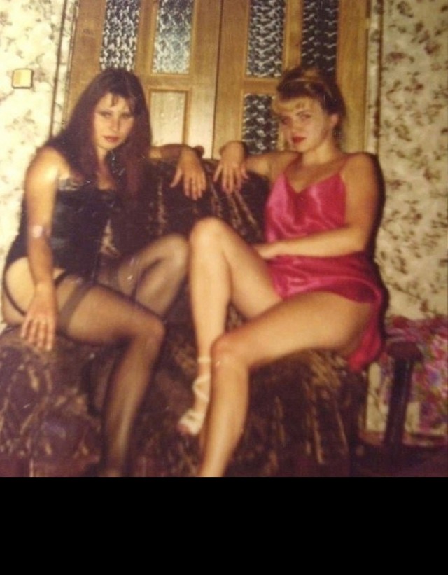 Девчата 90-х и 00-х