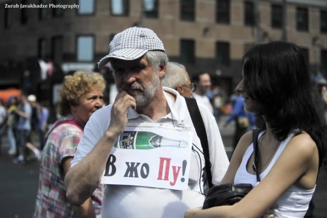 Навальный стал супер-героем за один день