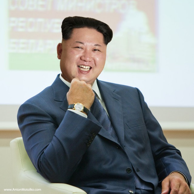 Жизнерадостный Ким Чен Ын стал героем фотожаб