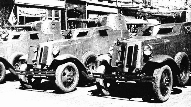 Незнакомая боевая полуторка: легкие военизированные грузовики ГАЗ