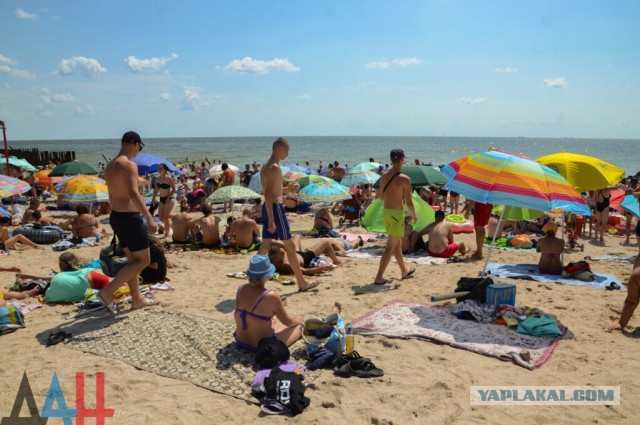 Как проходит курортный сезон на Азовском побережье в ДНР