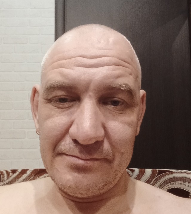 А сколько вам было в 2000 году?