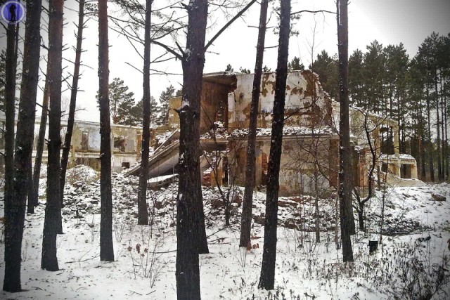 Взорванная позиция ядерных ракет Р-16У комплекса "Шексна-Н" 565 РП РВСН