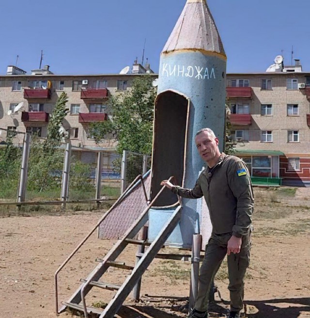 У НАТО есть возможности для защиты и обороны от российских гиперзвуковых ракет — Столтенберг