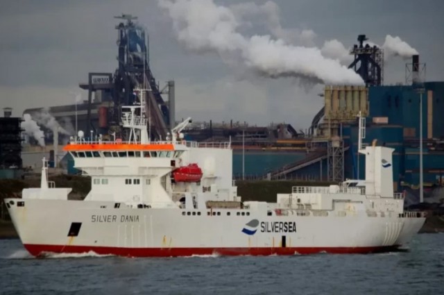 Власти Норвегии задержали судно с российским экипажем по подозрению в повреждении кабеля в Балтийском море