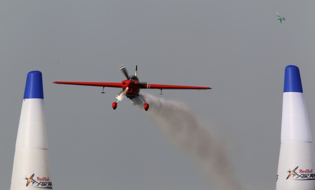 Авиагонки “Red Bull Air Race”