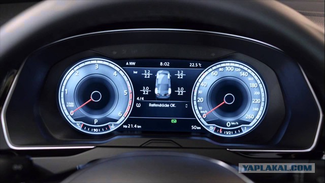 Интерьер серийного LADA XRay