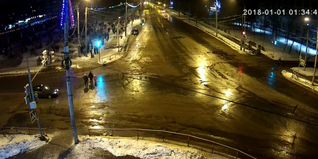 Ну, понеслась! Поздравления с Новым Годом по всей географии ЯПлакалъ!