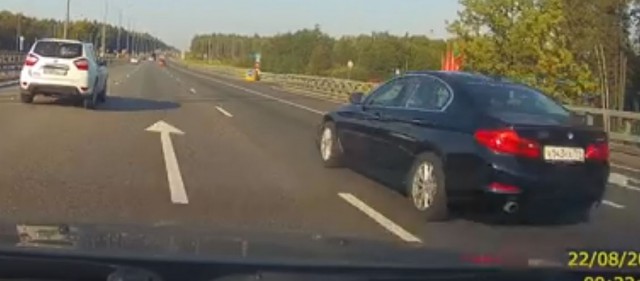 Мелкое ДТП Nissan Terrano - BMW