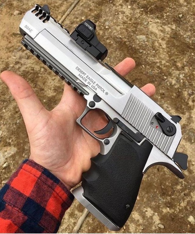 Оружейной редкости псто. Пистолет Адлер (Adler Pistol)