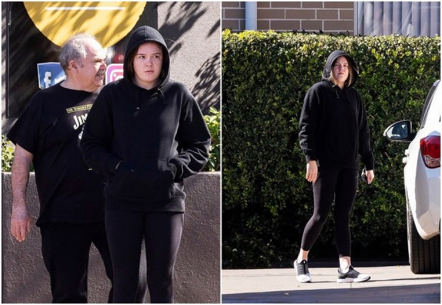 Плохая училка Моника отвезла 14-летнего мальчика в парк после школы и занялась сексом