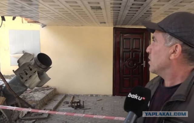 Это пешеходный переход возле конного рынка в Харькове