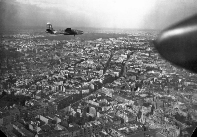Советские войска в Берлине подборка фото