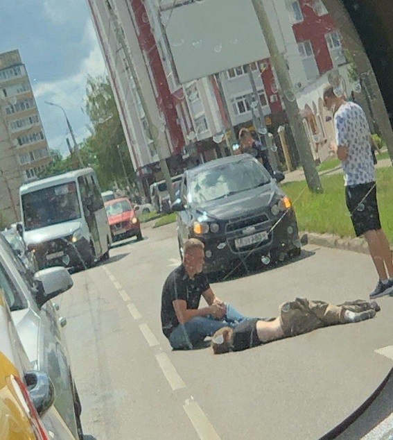 Девочка в Орле сделала шаг на "красный" и всё.