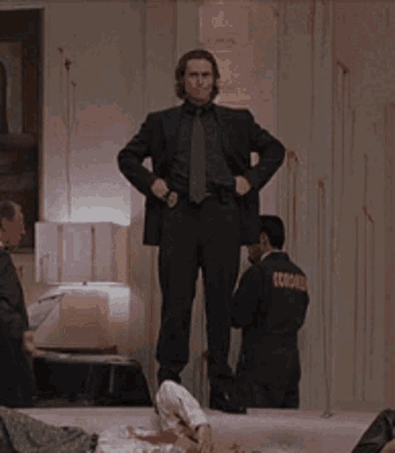 Наступает вечер пятницы