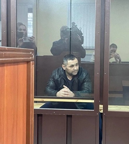 Новокузнецк: Глава азербайджанской семьи рабовладельцев из Новокузнецка попросился на СВО вместо СИЗО