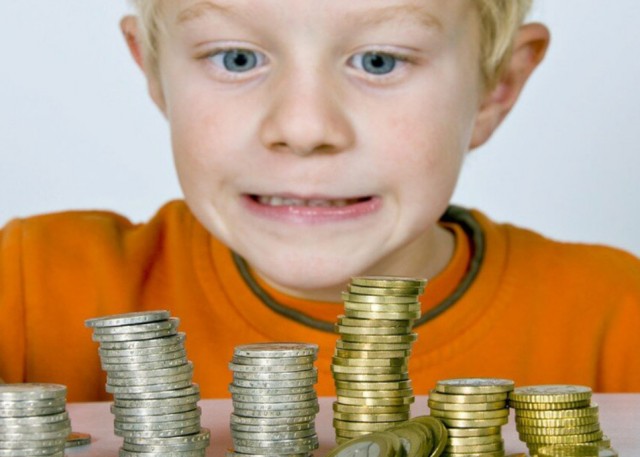 Начать формировать пенсию в России можно с 14 лет