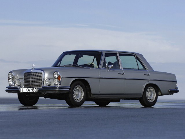 На продажу в Подмосковье выставлен редчайший Rolls-Royce