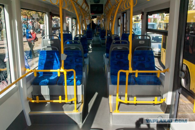 Кличко презентовал трамвай с WI-FI и USB