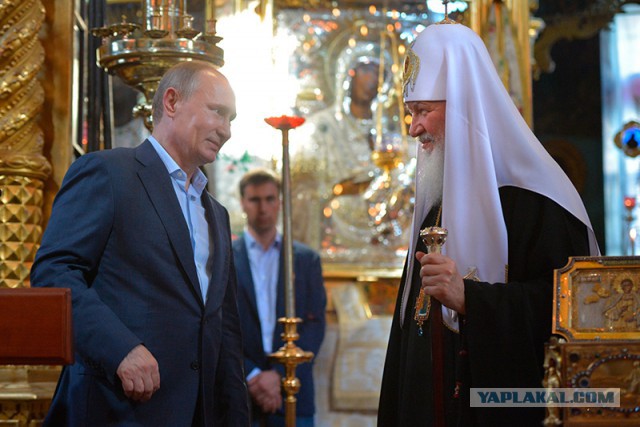 Жители Новосибирска собирают подписи против религиозных шествий в центре города