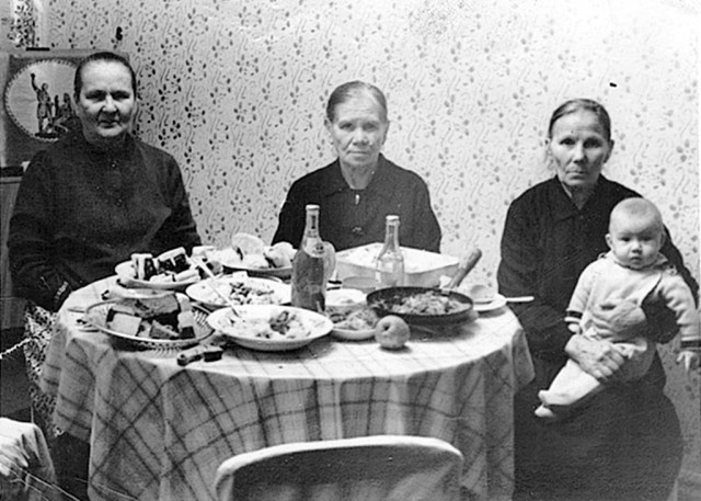 16 архивных фотографий из прошлого, показывающих исторические моменты с неожиданной стороны