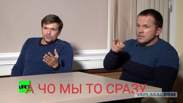 В порту Гамбурга вспыхнул мощный пожар на складе, слышны взрывы боеприпасов.