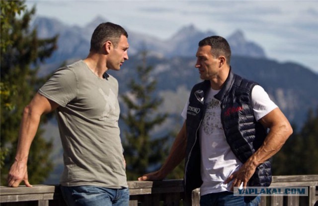 Кличко презентовал трамвай с WI-FI и USB