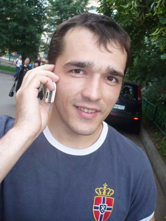 Москвича задержали за хулиганство, а через пару часов он таинственно сгорел прямо в камере на глазах у полиции