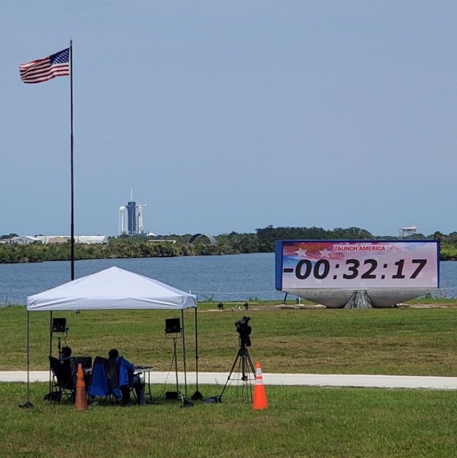 Прямая трансляция повторного запуска SpaceX Crew Demo-2