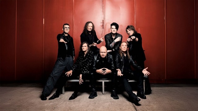 Музыка и музыканты: Helloween-новый альбом "Giants And Monsters"