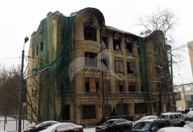 Рязань. Удручающе-провинциальный город, так и не выбравшийся из своих девяностых…