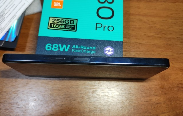 Продаю смартфон Infinix NOTE 30 Pro, 8/256 ГБ.