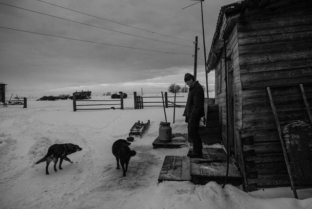 Как русские деревни живут без электричества, дорог и прочих благ цивилизации