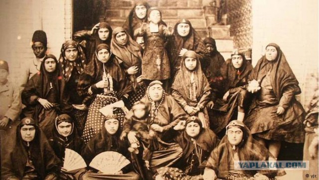 Ломая стереотипы. Гарем иранского шаха, впечатлительным не смотреть