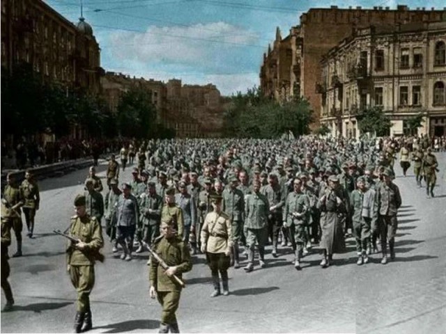 "Почему так случилось?". 1944г. Французы бьют американцев.