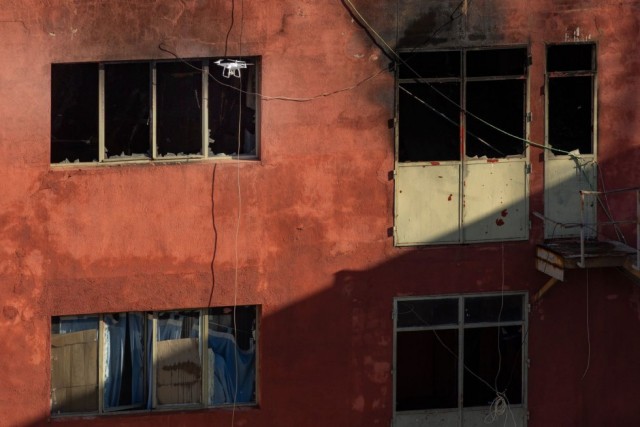 В Бадалоне (Испания) сгорело самозахваченное здание с нелегальными мигрантами из Сенегала