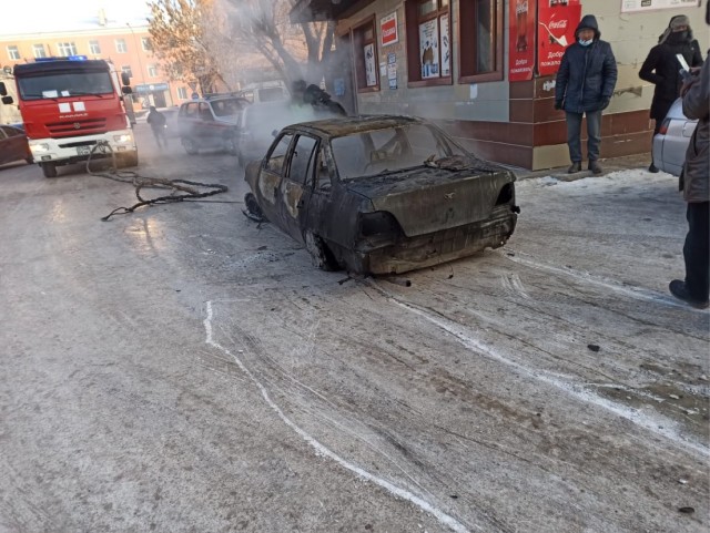 Пожар на автомойке в Астане