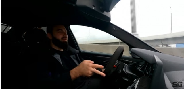 В Москве на Кутузовском проспекте авария с четырьмя машинами