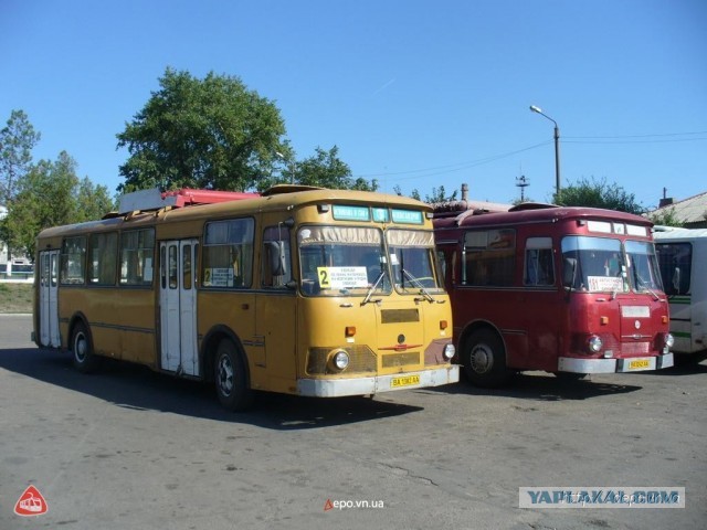 Профессор МАДИ показал источник "звона бутылок" автобуса ЛиАЗ 677. Почему его нельзя было избежать
