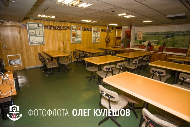 Самую большую в мире АПЛ "Дмитрий Донской" вывели из боевого состава ВМФ России. Лодку утилизируют.