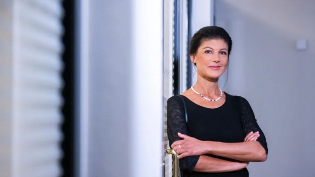 Сара Вагенкнехт основывает собственную партию.