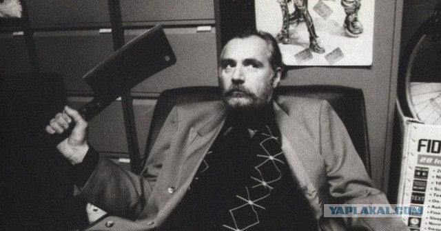 Женщина «элегантно» украла часы за 1 млн₽ в баре на Малой Бронной