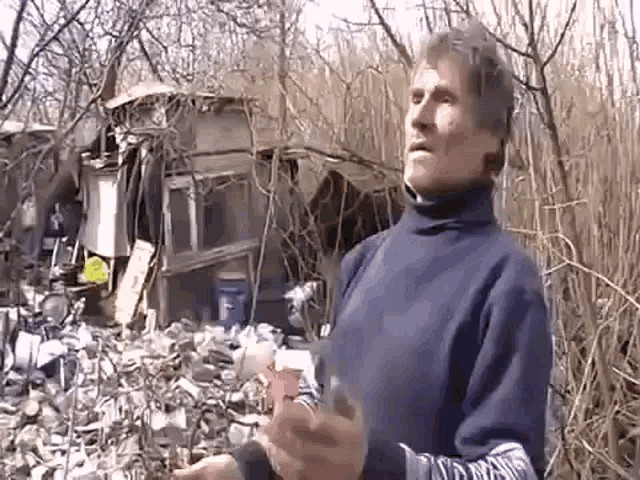 Обезьяна и пистолет