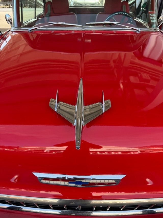 Вот какую «игрушку» увидел на заправке